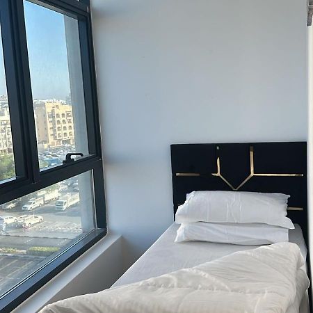 Four Stars Hostel Dubai Buitenkant foto